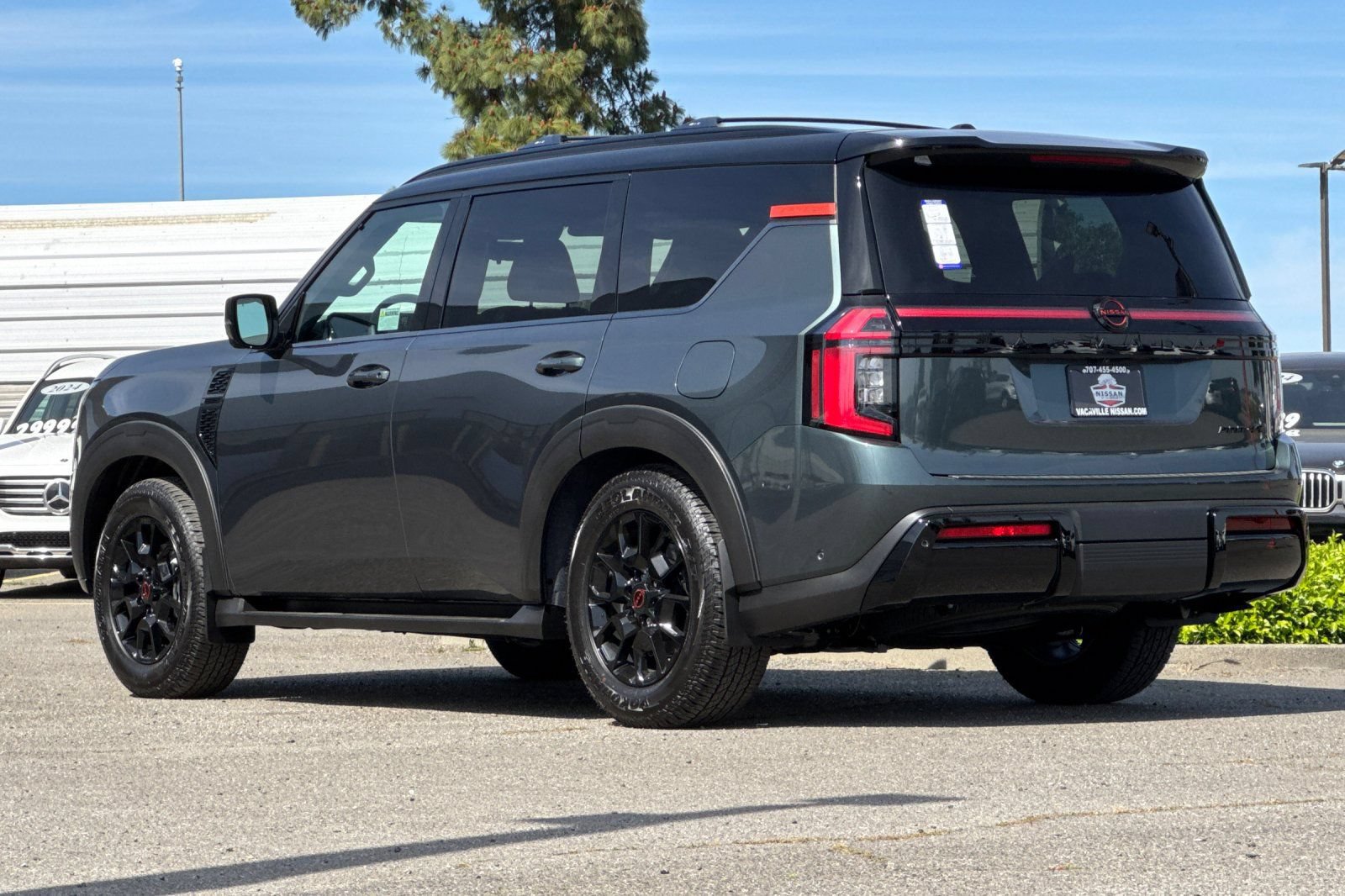 New 2026 Nissan Armada PRO-4X AWD/4WD image 7