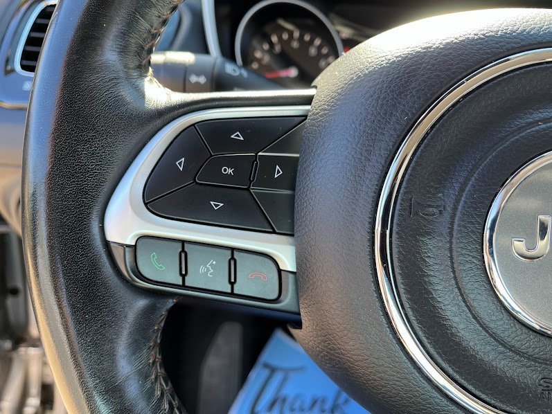 Used 2019 Jeep Compass Limited w/ Safety & Security Group image 14