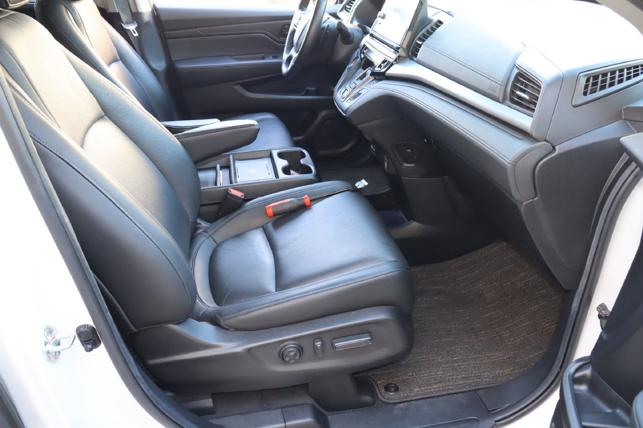 Used 2025 Honda Odyssey EX-L image 17