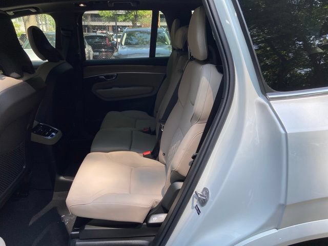 New 2026 Volvo XC90 T8 Plus w/ Protection Package Premier AWD/4WD image 16