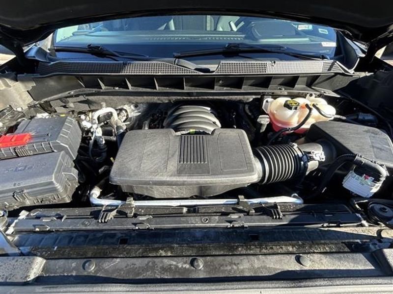 Used 2025 Chevrolet Silverado 1500 LT image 29