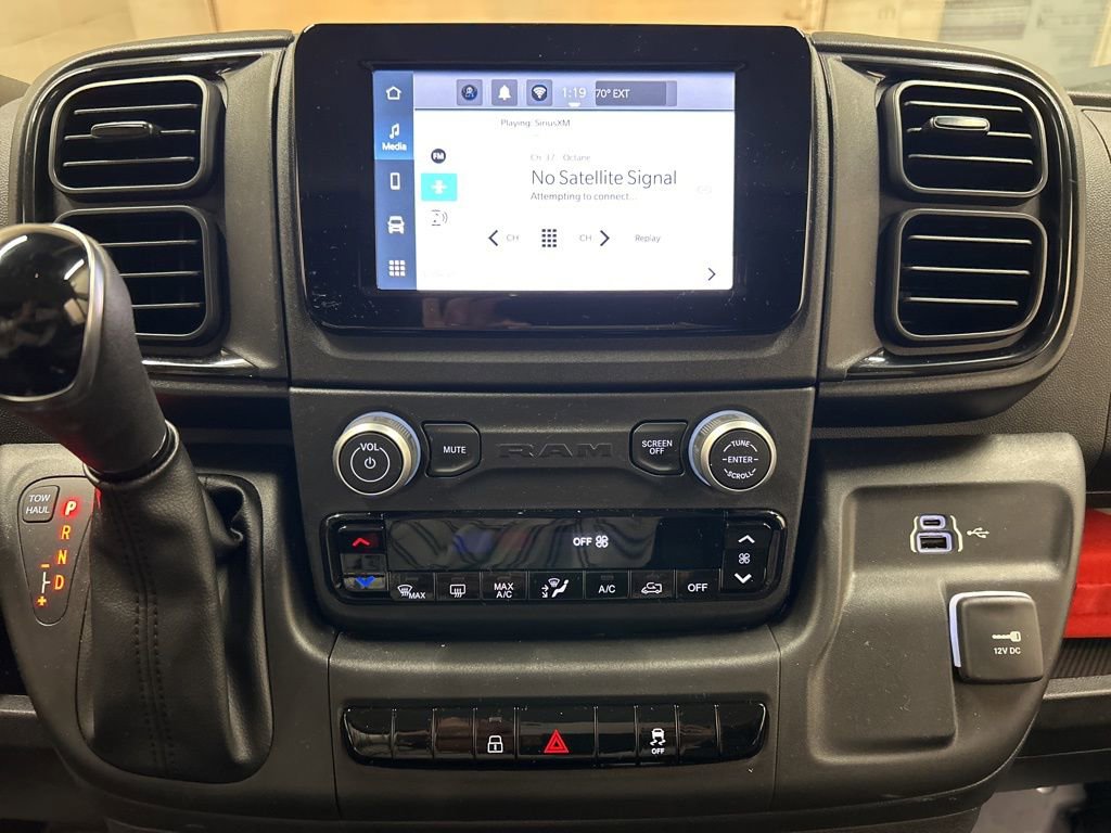 New 2025 RAM ProMaster 2500 w/ Convenience Group image 22