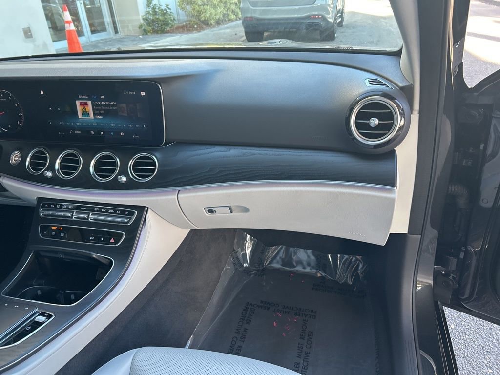 Used 2023 Mercedes-Benz E 350 Sedan w/ Premium Package image 22