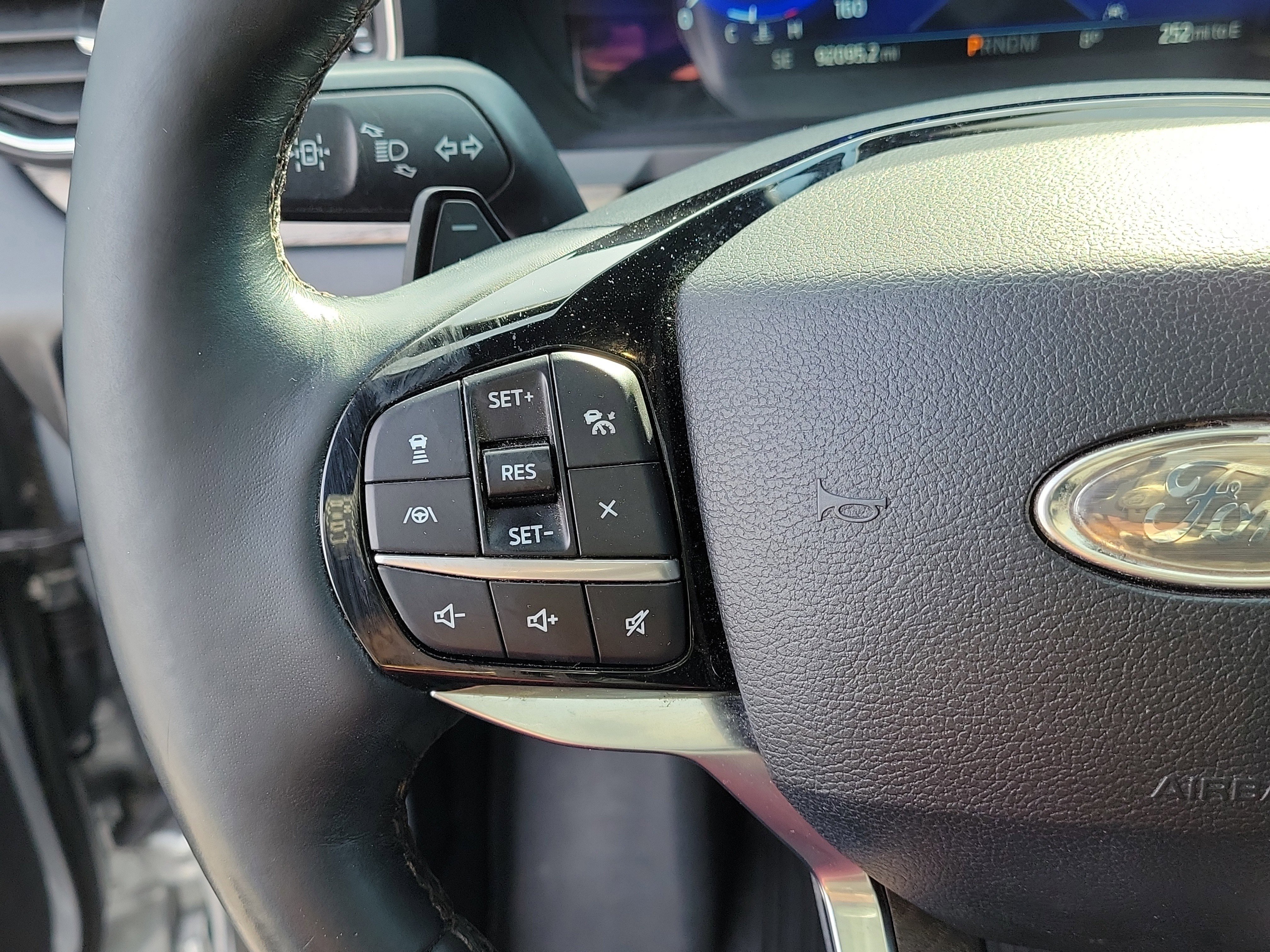 Used 2021 Ford Explorer Platinum w/ Equipment Group 601A image 26