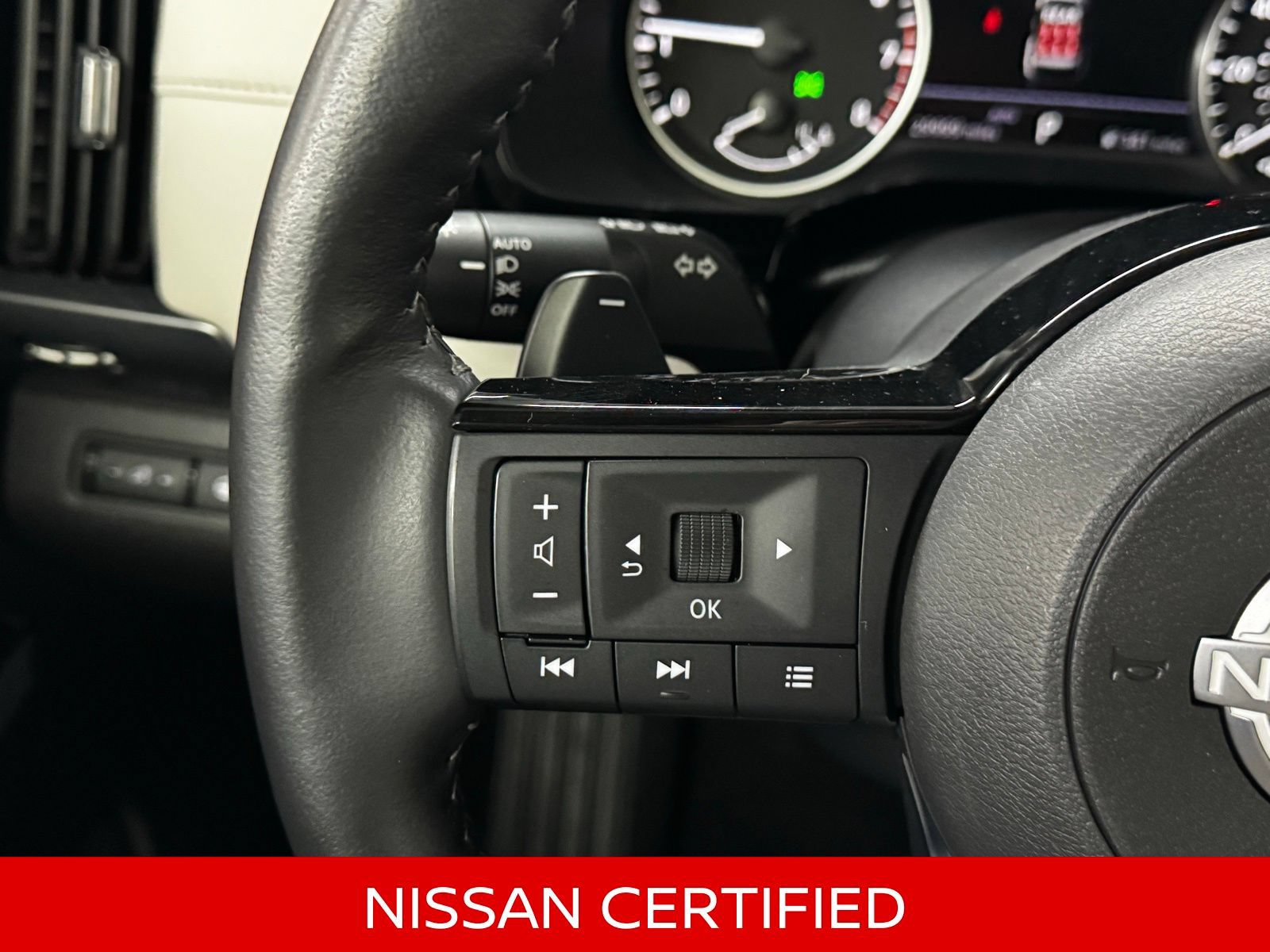 Certified 2025 Nissan Pathfinder SL AWD/4WD image 25