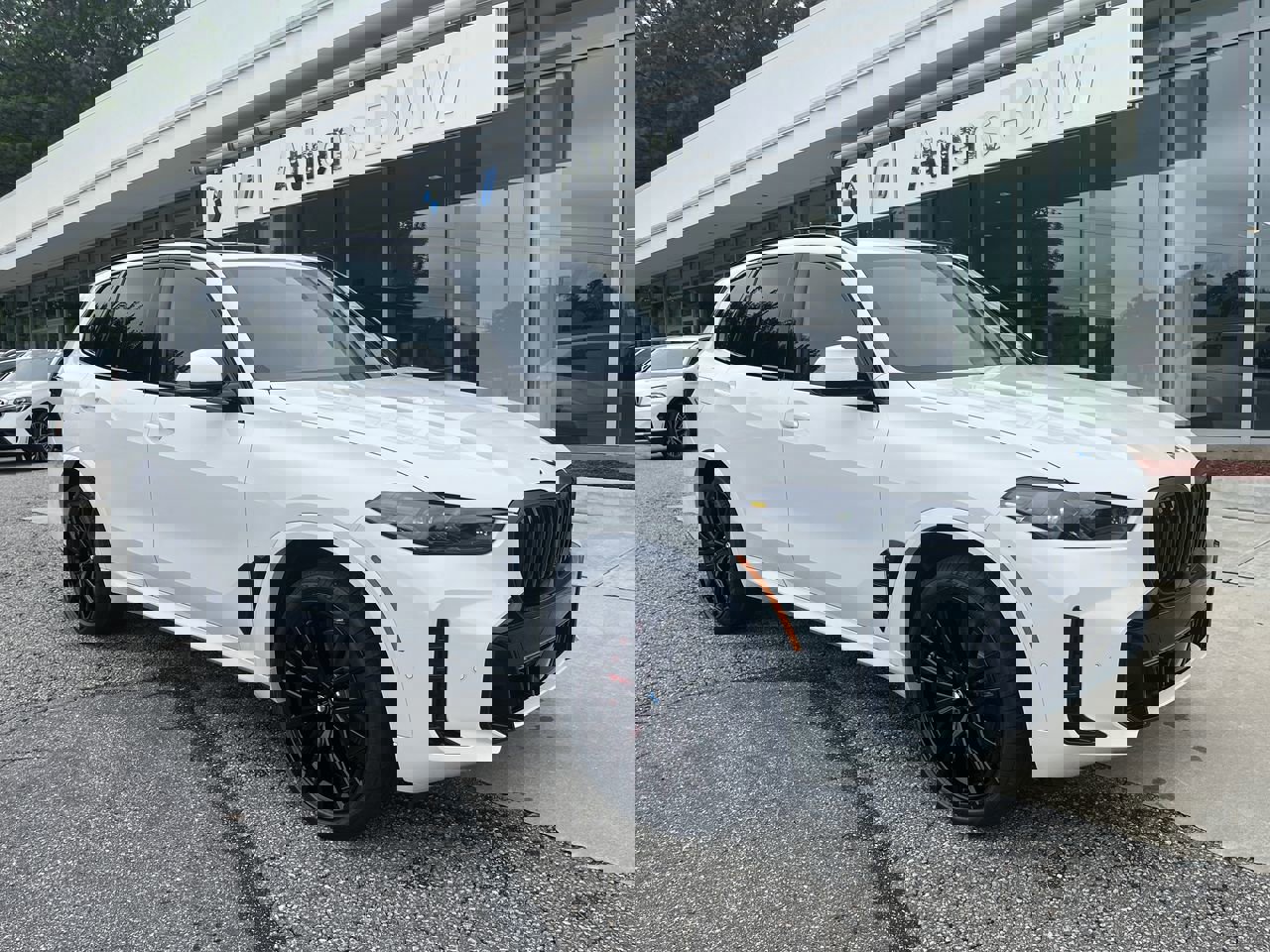 New 2026 BMW X5 xDrive40i image 1