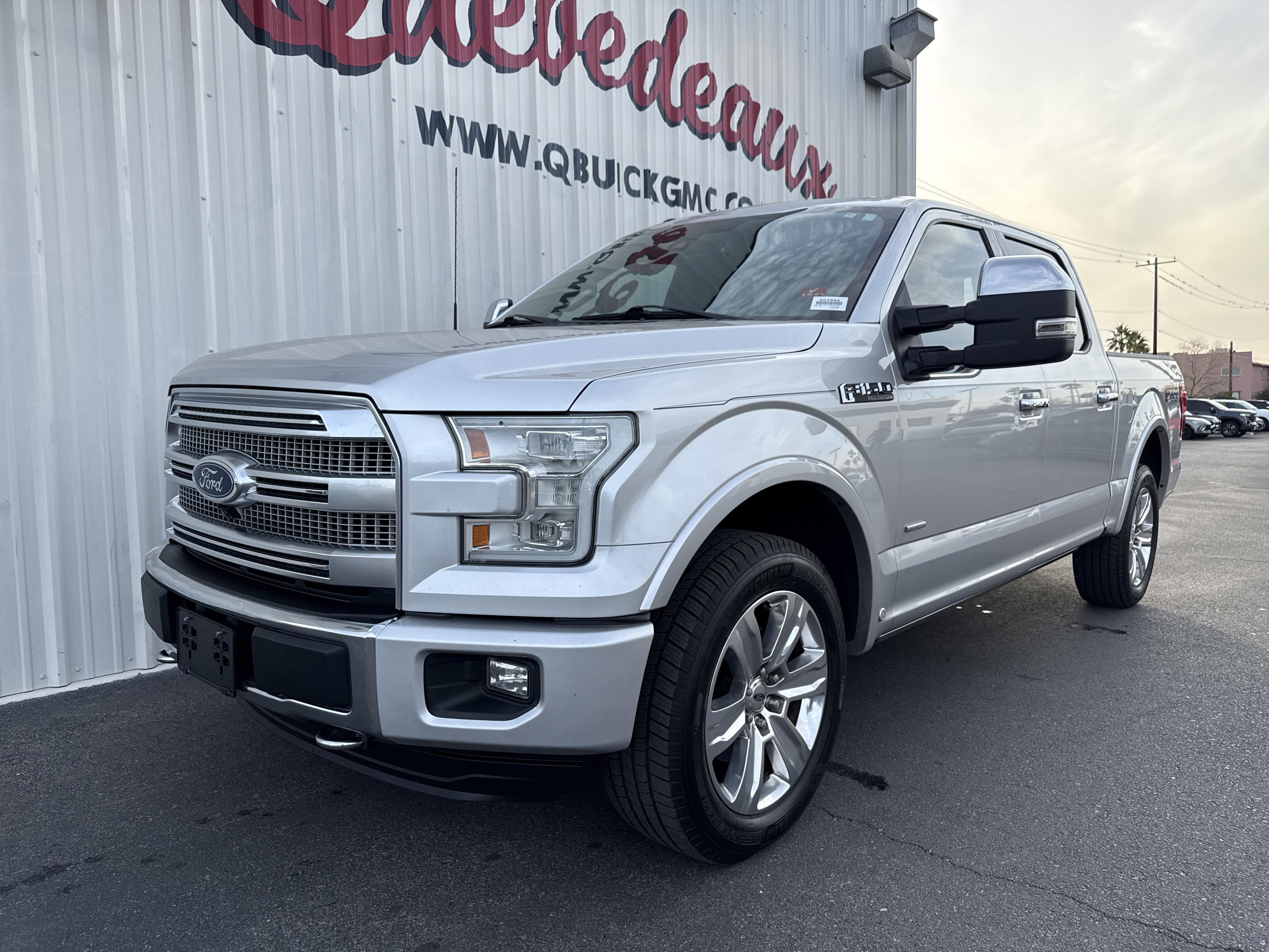 Used 2016 Ford F150 Platinum w/ Equipment Group 701A Luxury image 8