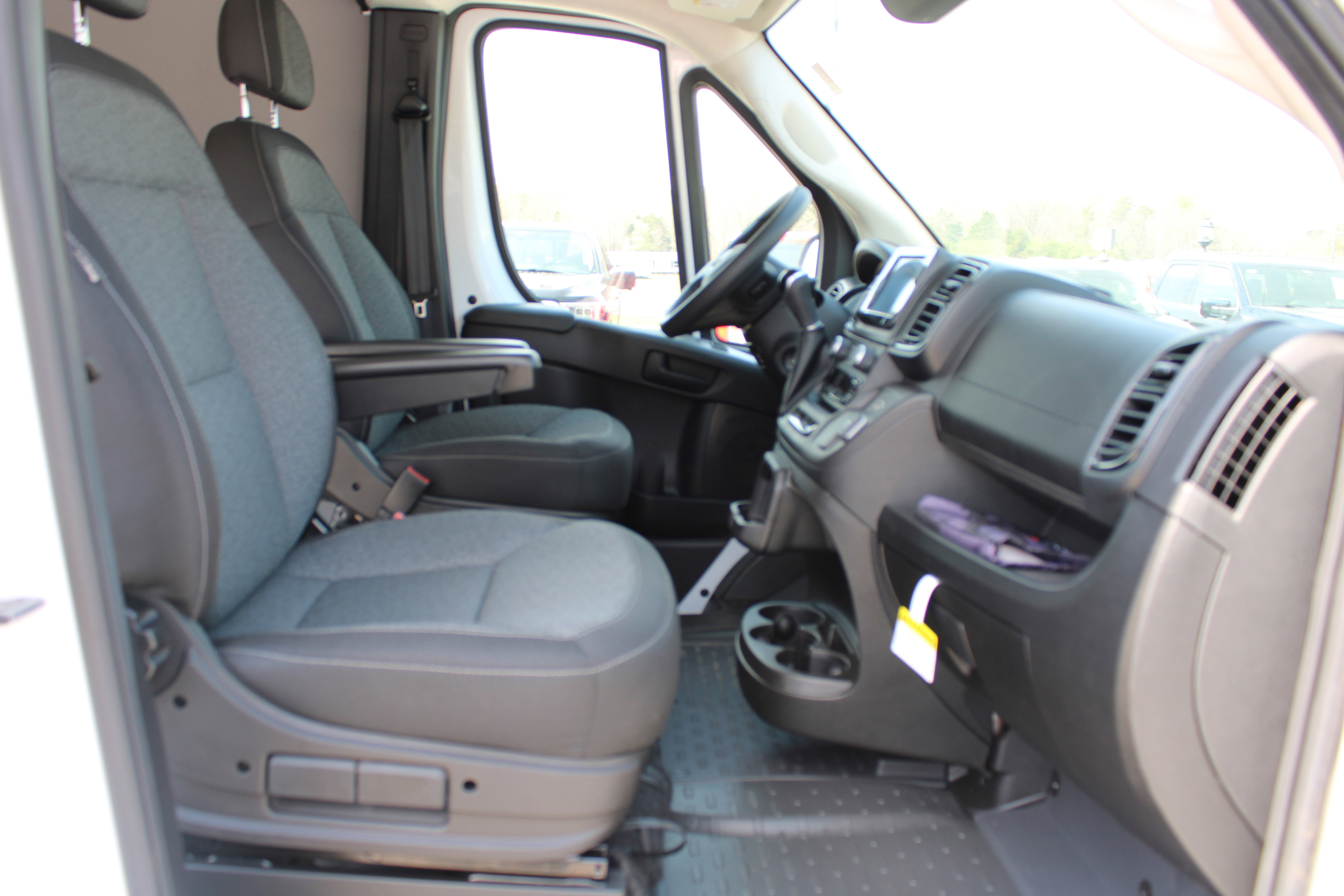 Used 2023 RAM ProMaster 1500 w/ Convenience Group image 12