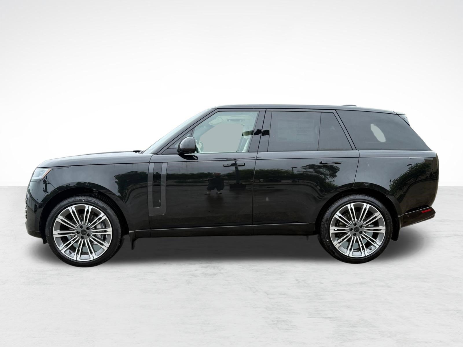 New 2026 Land Rover Range Rover SE AWD/4WD image 2