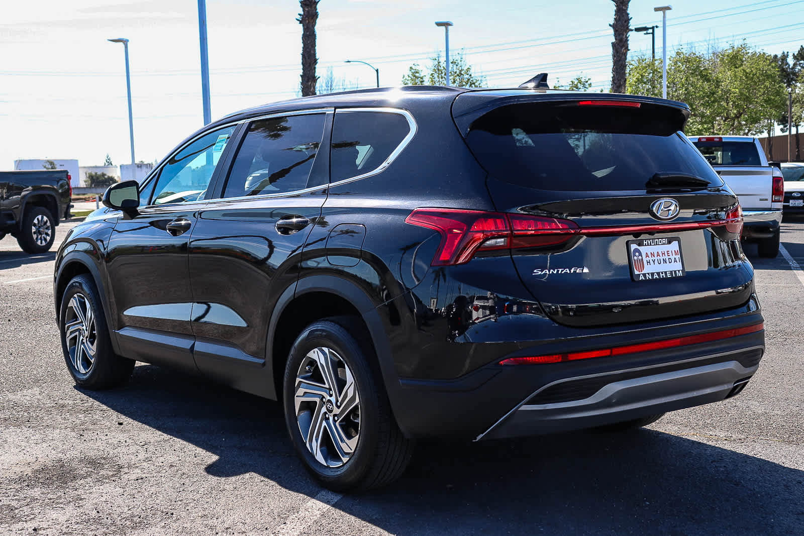 Used 2023 Hyundai Santa Fe SE image 8