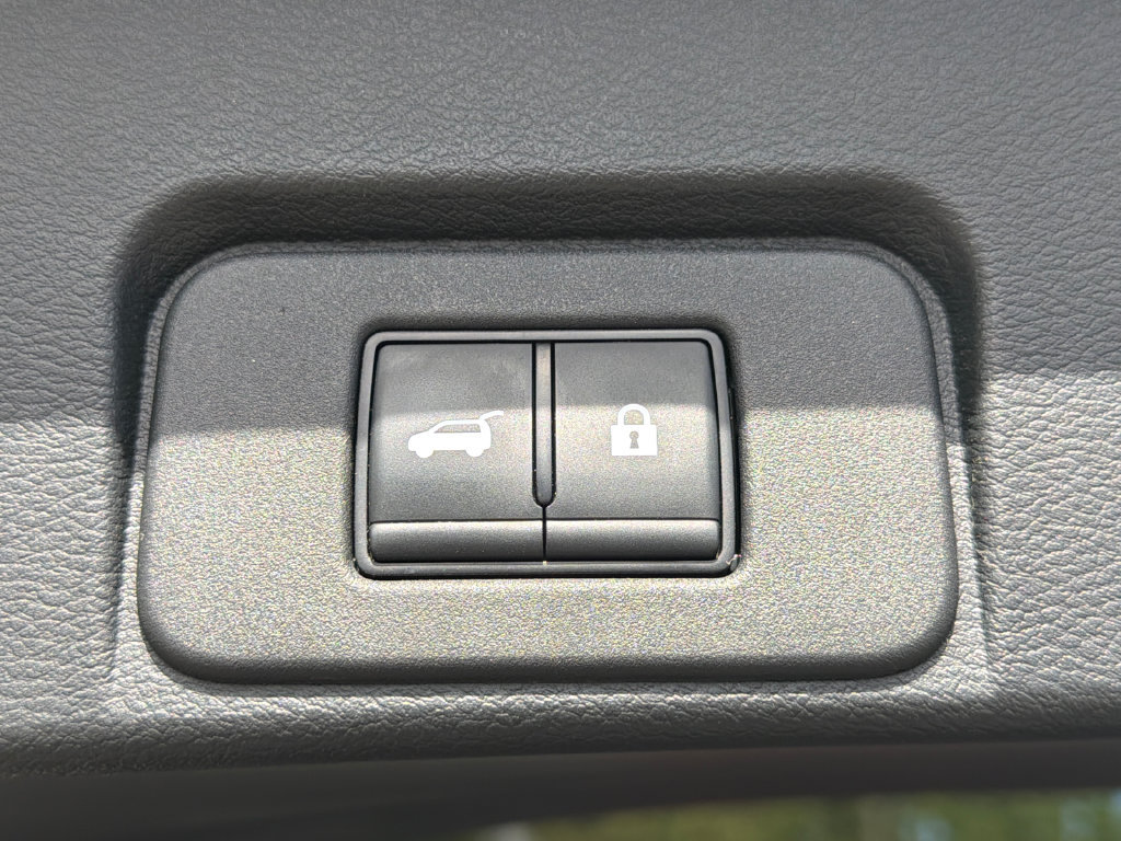 Used 2023 Nissan Rogue Platinum w/ Platinum Premium Package FWD image 19