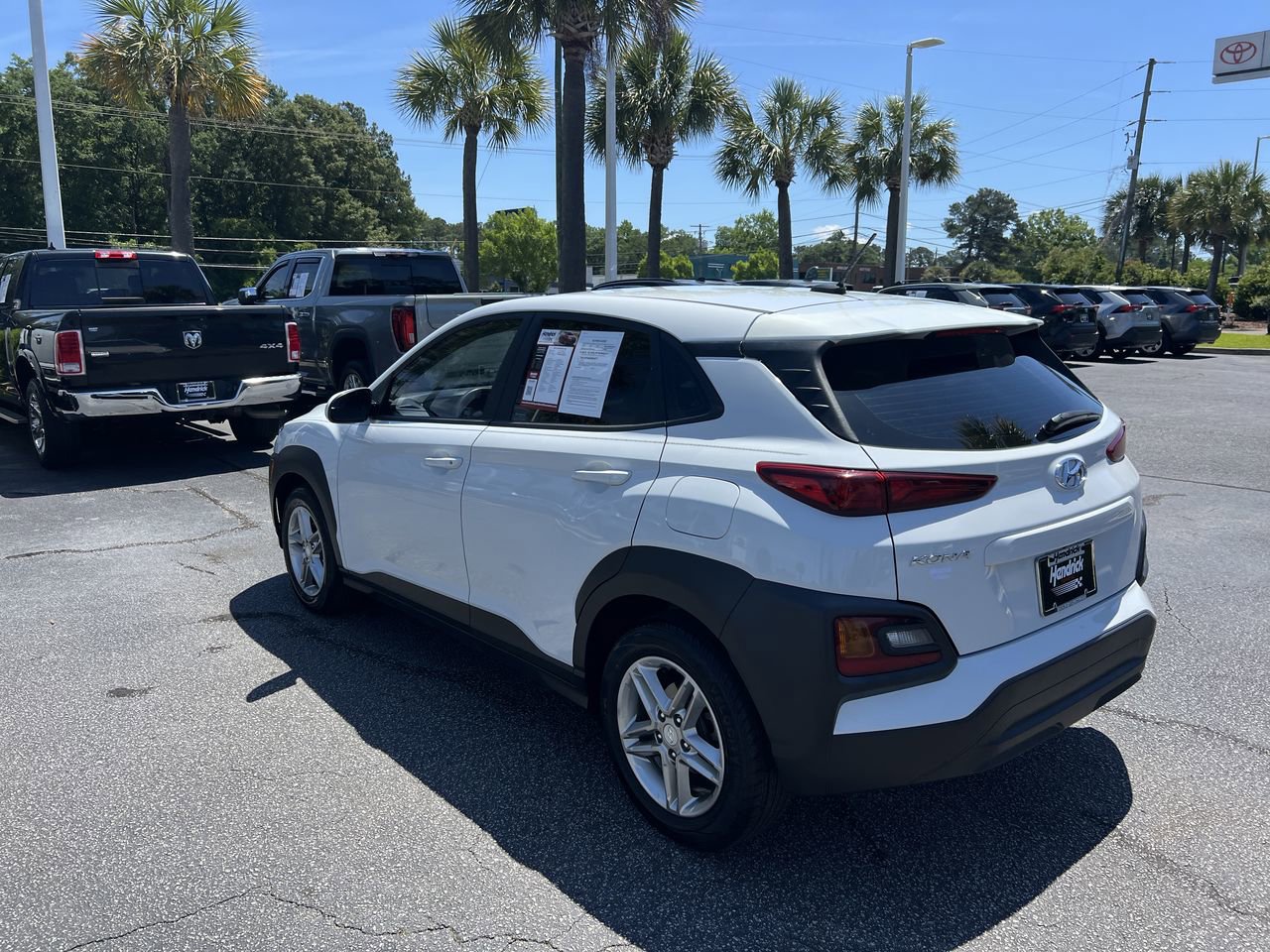 Used 2021 Hyundai Kona SE FWD image 8
