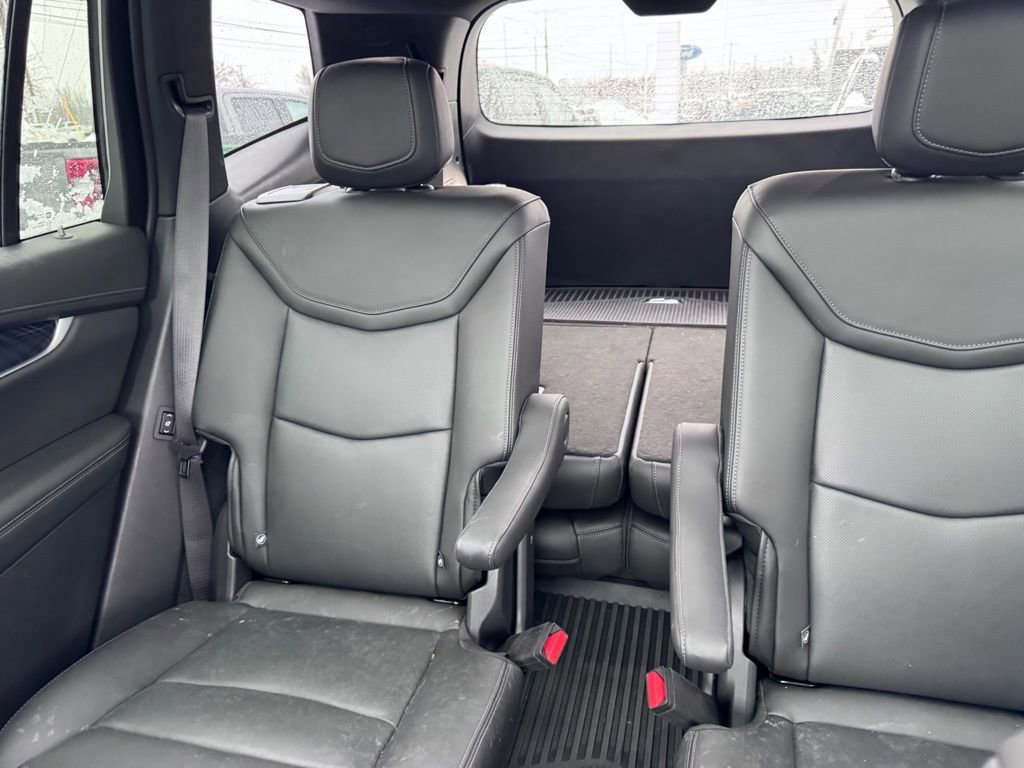 Used 2023 Cadillac XT6 Premium Luxury w/ Technology Package image 10