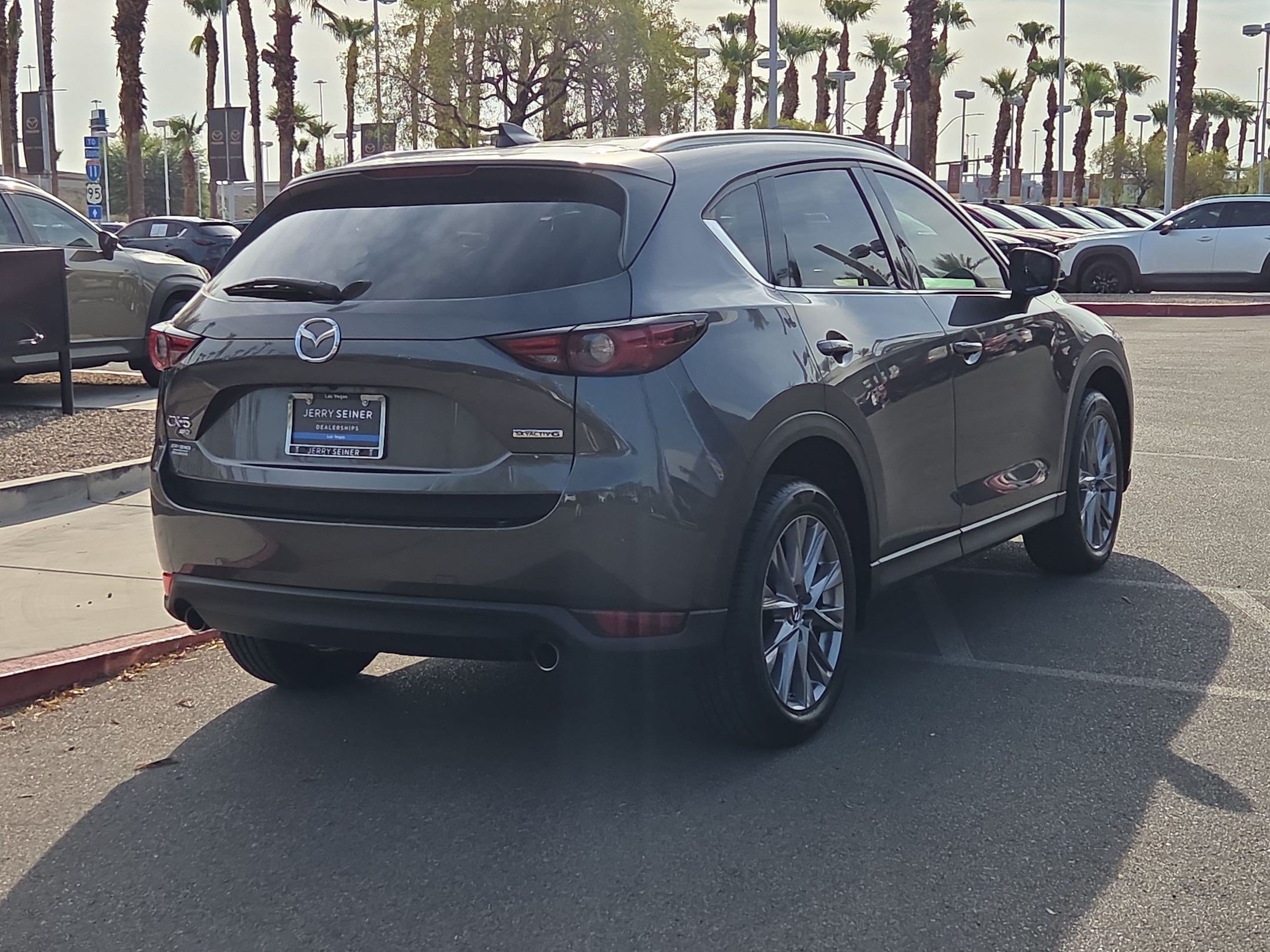 Used 2020 MAZDA CX-5 Grand Touring w/ GT Premium Package AWD/4WD image 5