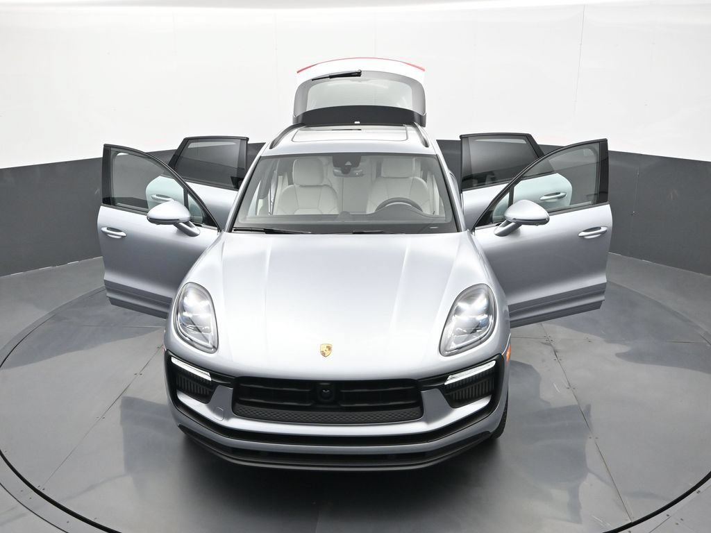 New 2026 Porsche Macan S AWD/4WD image 32
