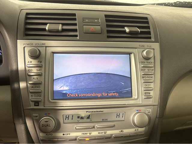 Used 2010 Toyota Camry XLE image 32