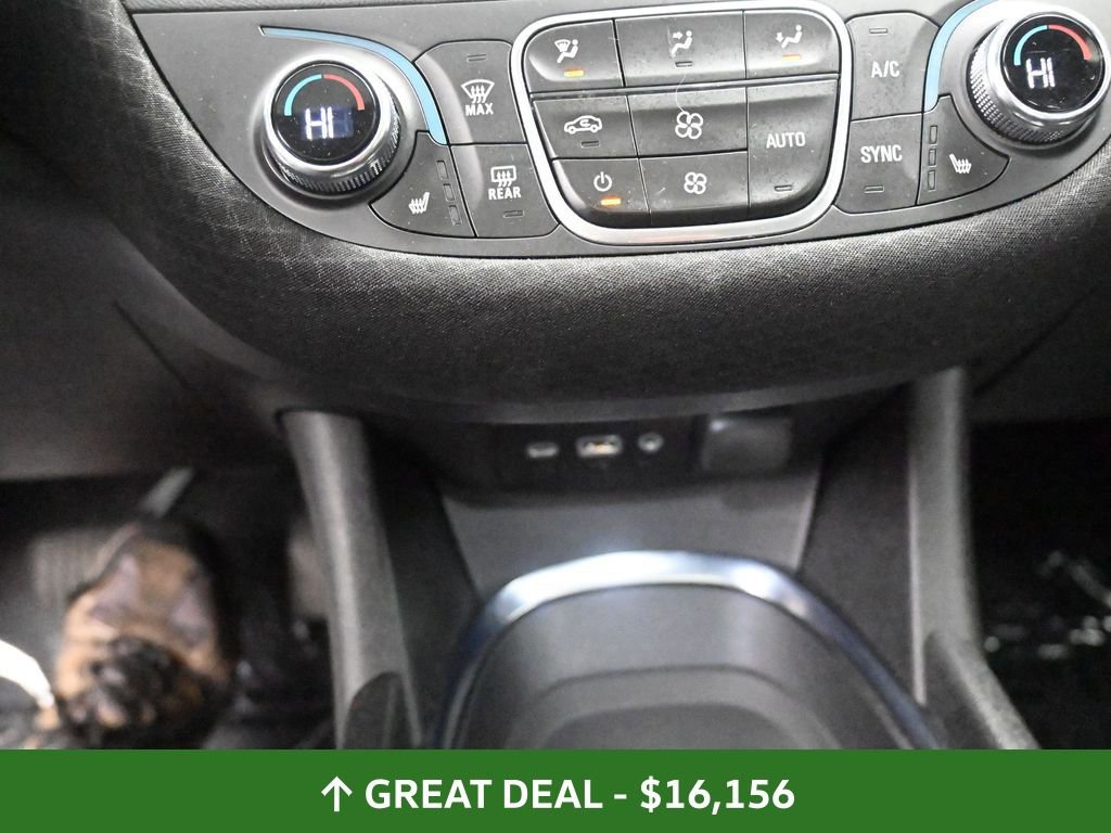 Used 2023 Chevrolet Malibu LT image 34