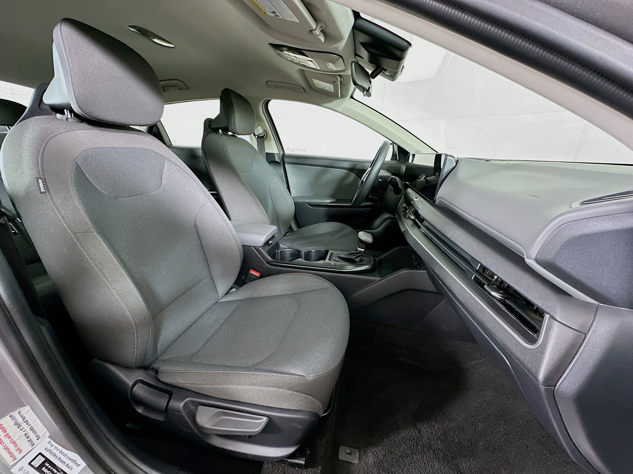 Used 2025 Kia K4 LXS image 30