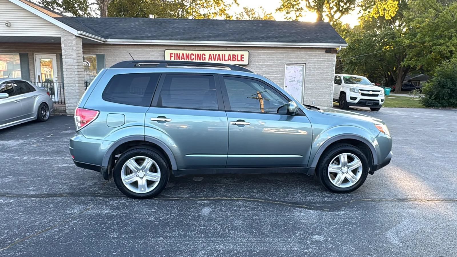 Used 2010 Subaru Forester 2.5X Premium w/ Popular Equipment Group 1A AWD/4WD image 8