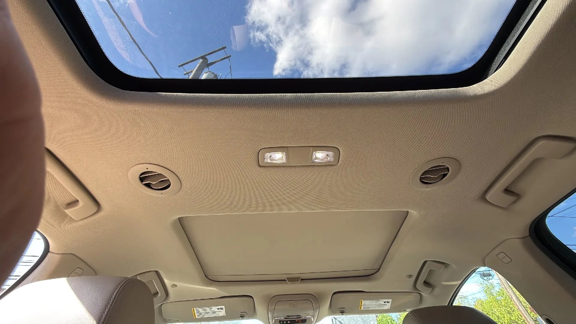 Used 2019 Buick Enclave Essence image 31