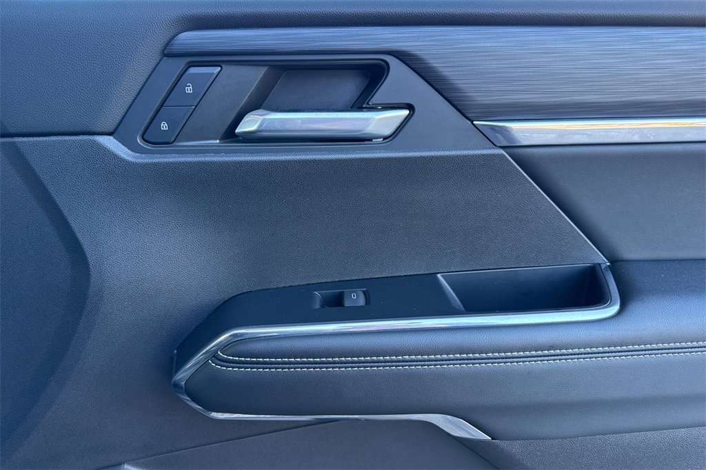 Certified 2025 GMC Acadia Elevation image 21