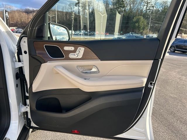 Certified 2025 Mercedes-Benz GLE 350 4MATIC image 19