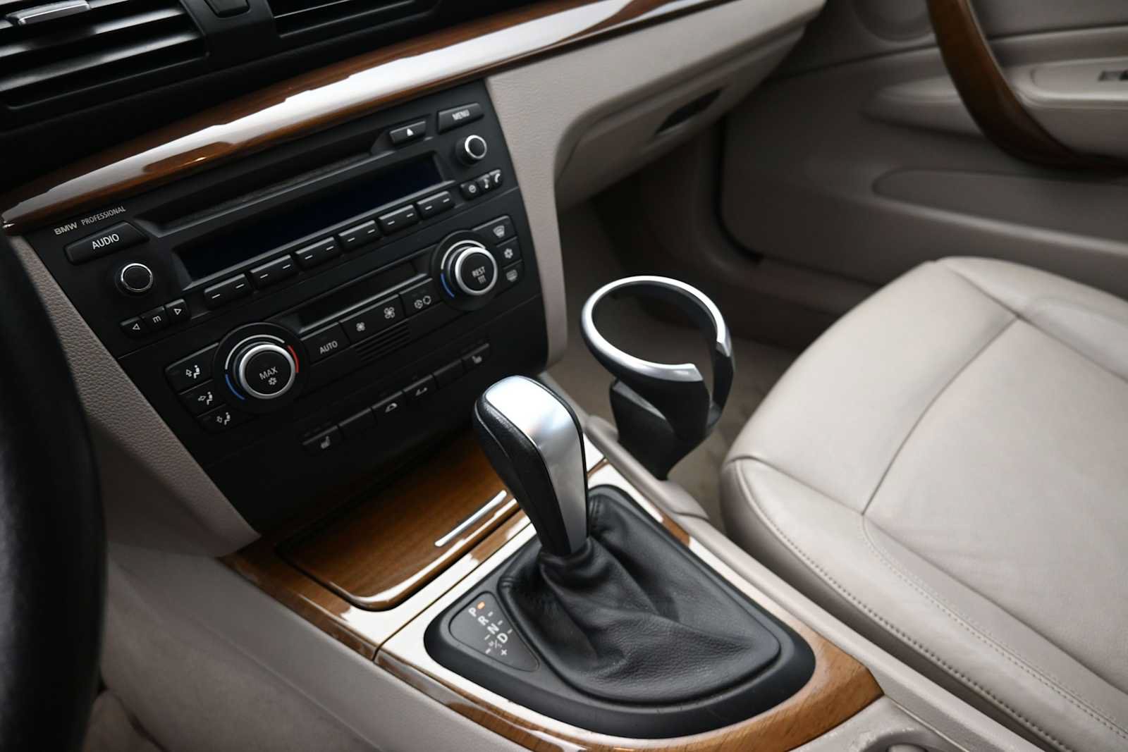Used 2008 BMW 128i Convertible RWD image 12