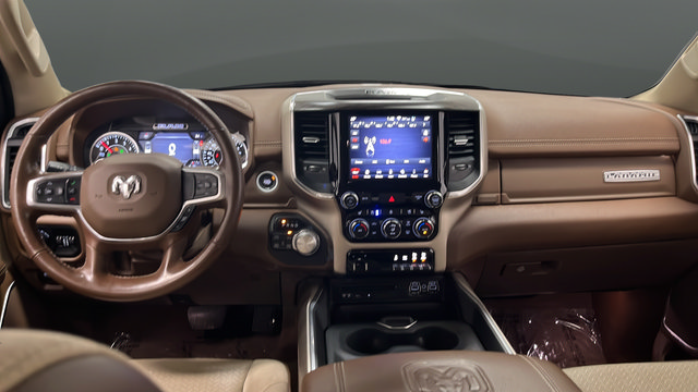 Used 2019 RAM 1500 Laramie AWD/4WD image 10