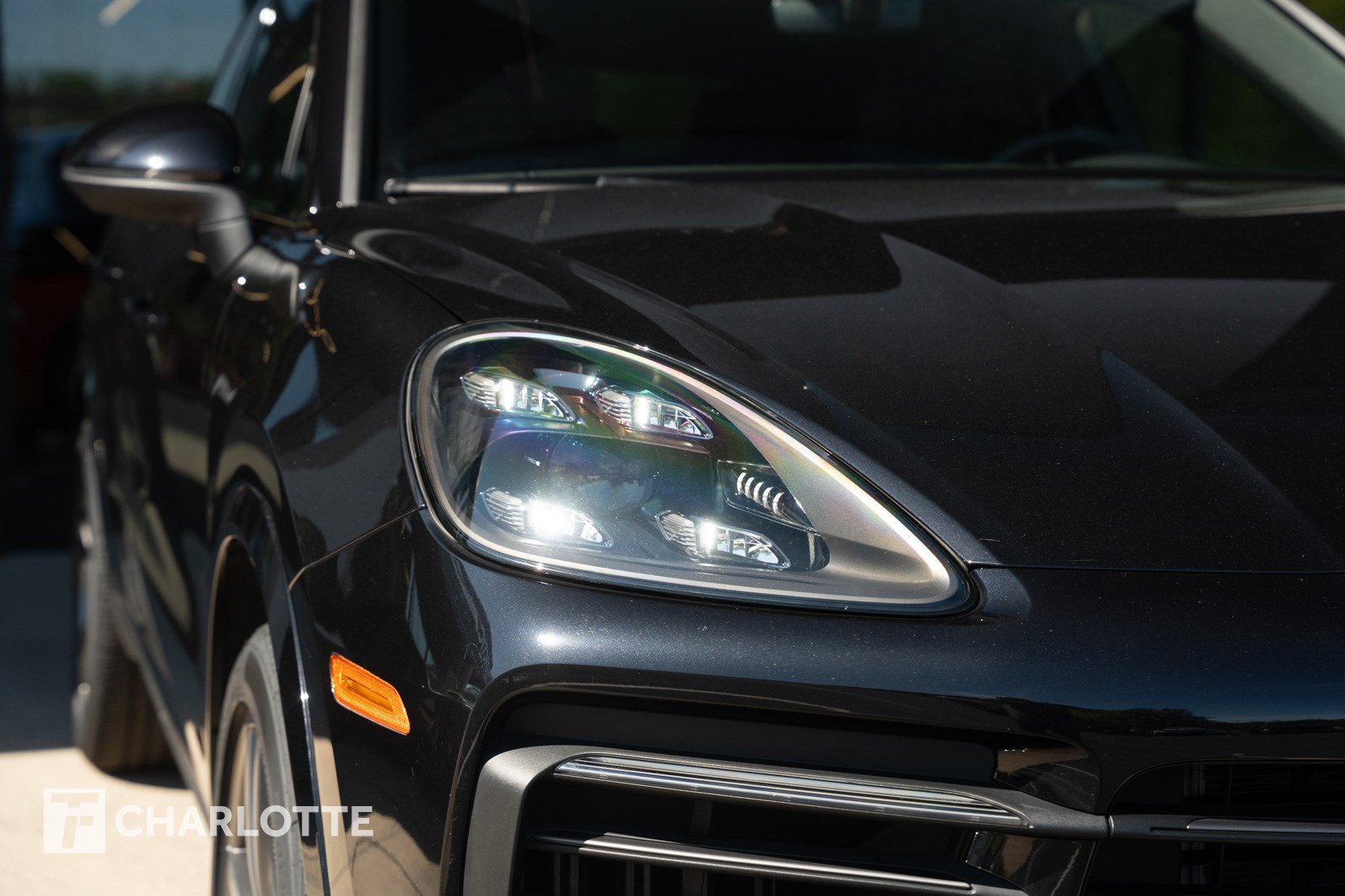 Used 2022 Porsche Cayenne S AWD/4WD image 4