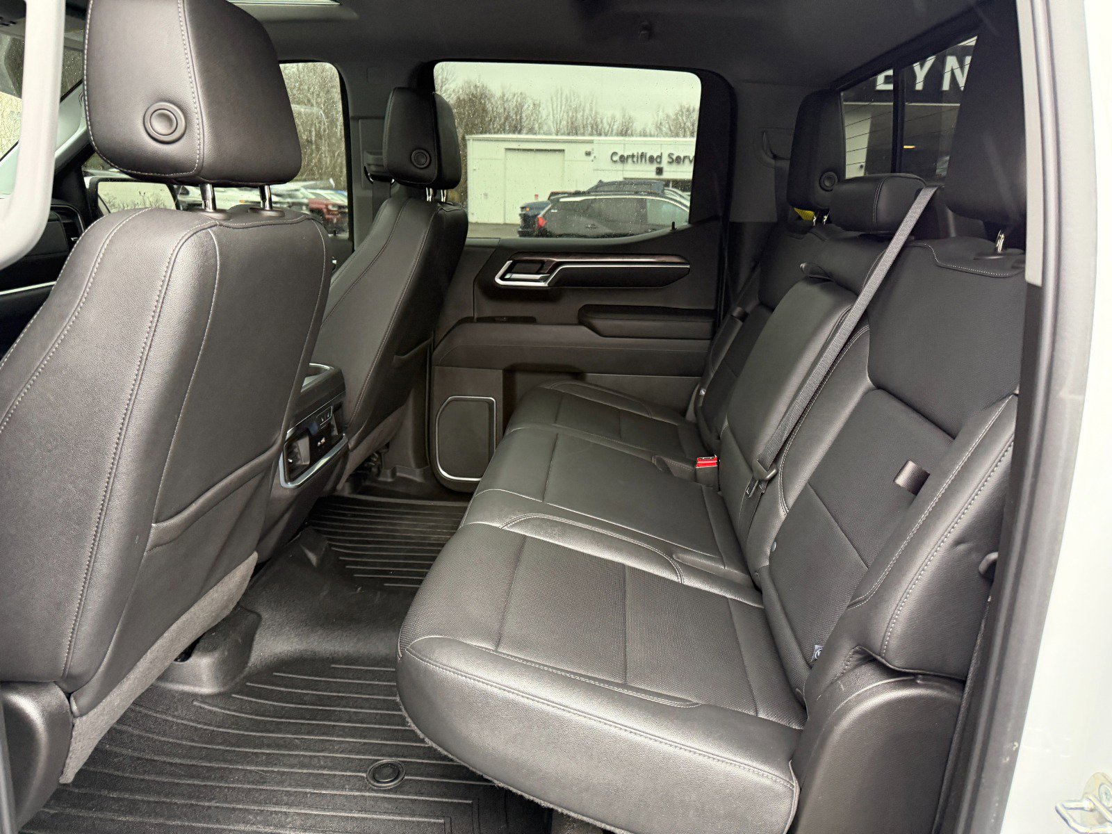 Used 2022 Chevrolet Silverado 1500 LTZ w/ LTZ Premium Package image 16