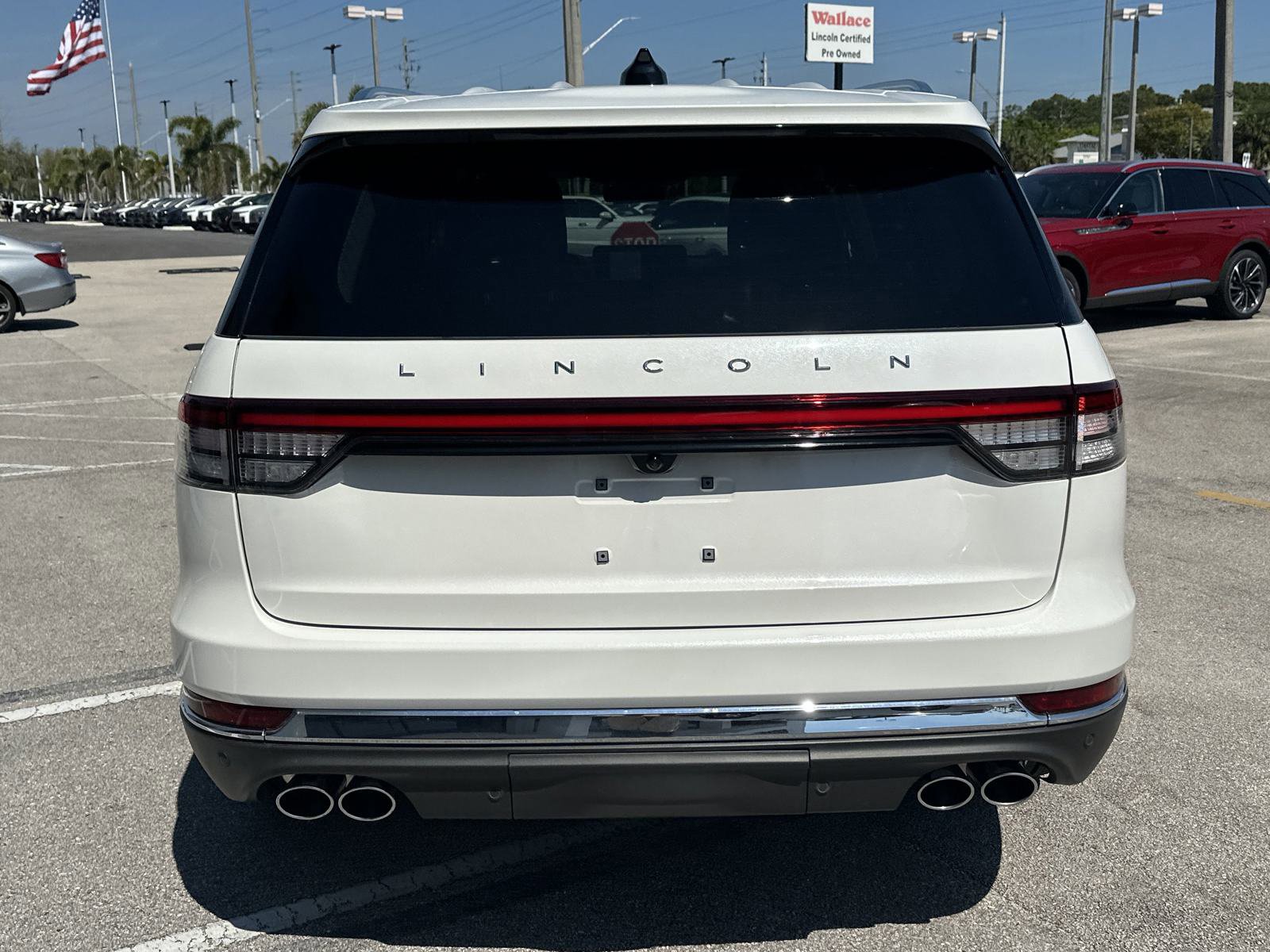 New 2025 Lincoln Aviator Reserve w/ Equipment Group 201A image 6