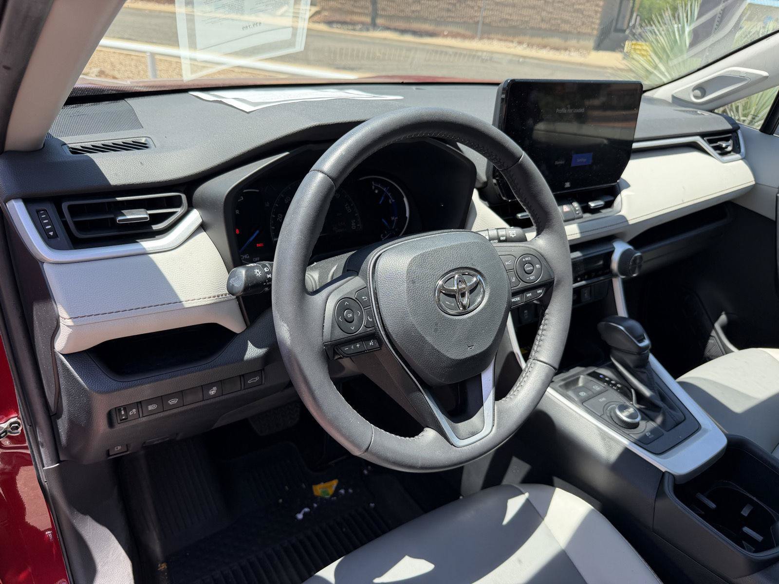 Used 2023 Toyota RAV4 XLE Premium AWD/4WD image 25