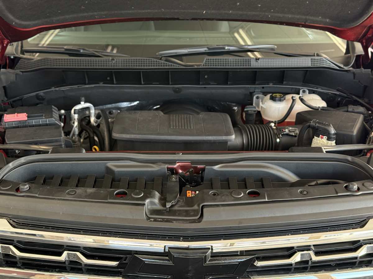 Used 2025 Chevrolet Silverado 1500 LTZ image 21