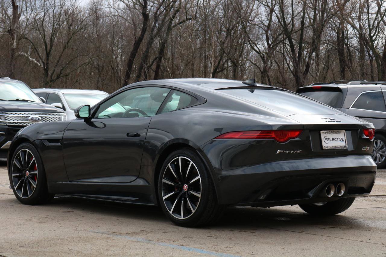 Used 2016 Jaguar F-TYPE S image 22