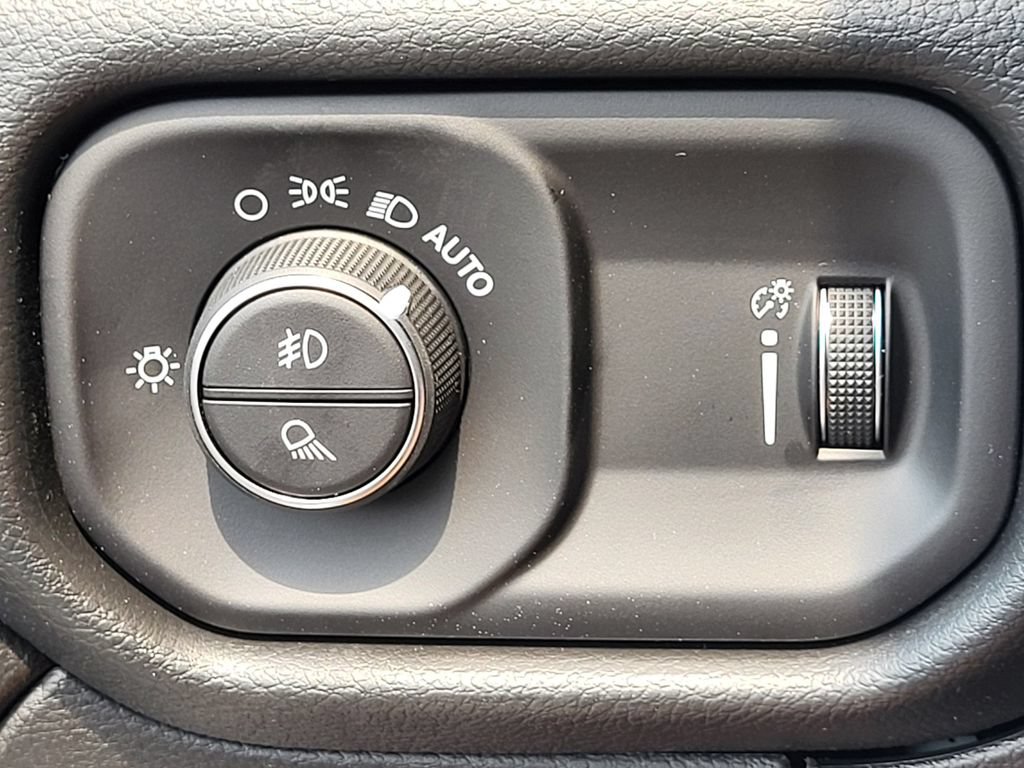 New 2026 RAM 2500 Tradesman AWD/4WD image 24