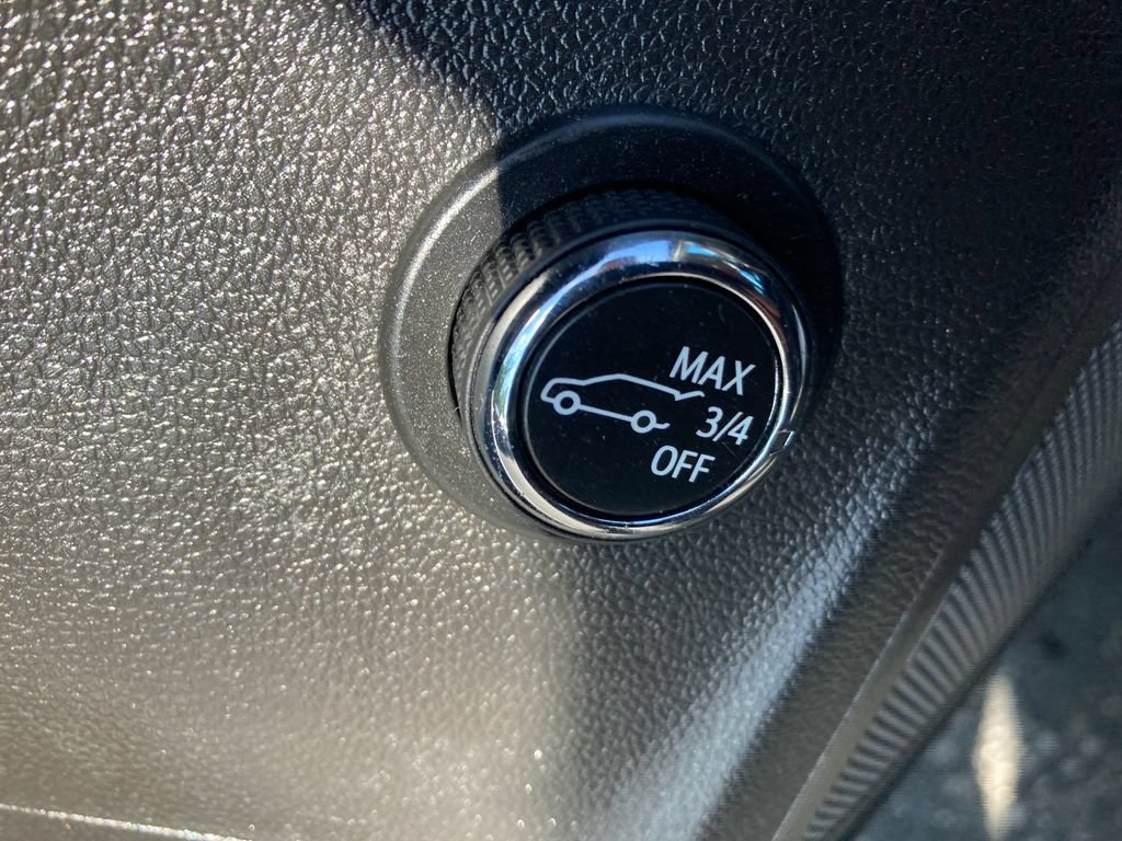 Used 2021 Buick Envision Preferred AWD/4WD image 42