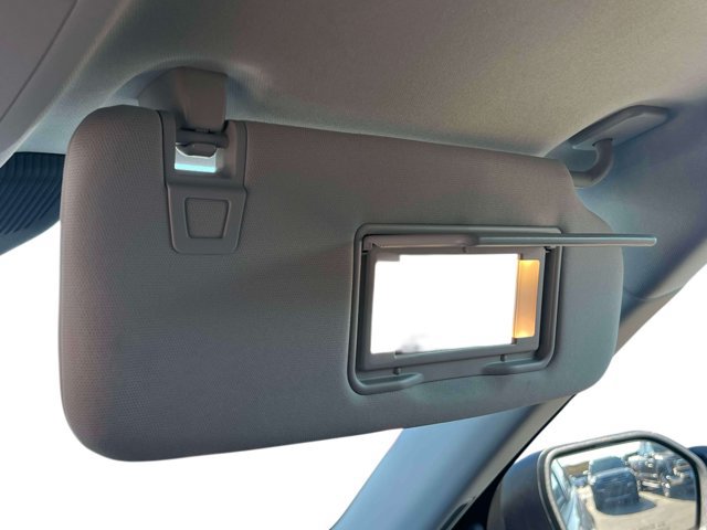 Used 2026 Ford Explorer Active AWD/4WD image 32