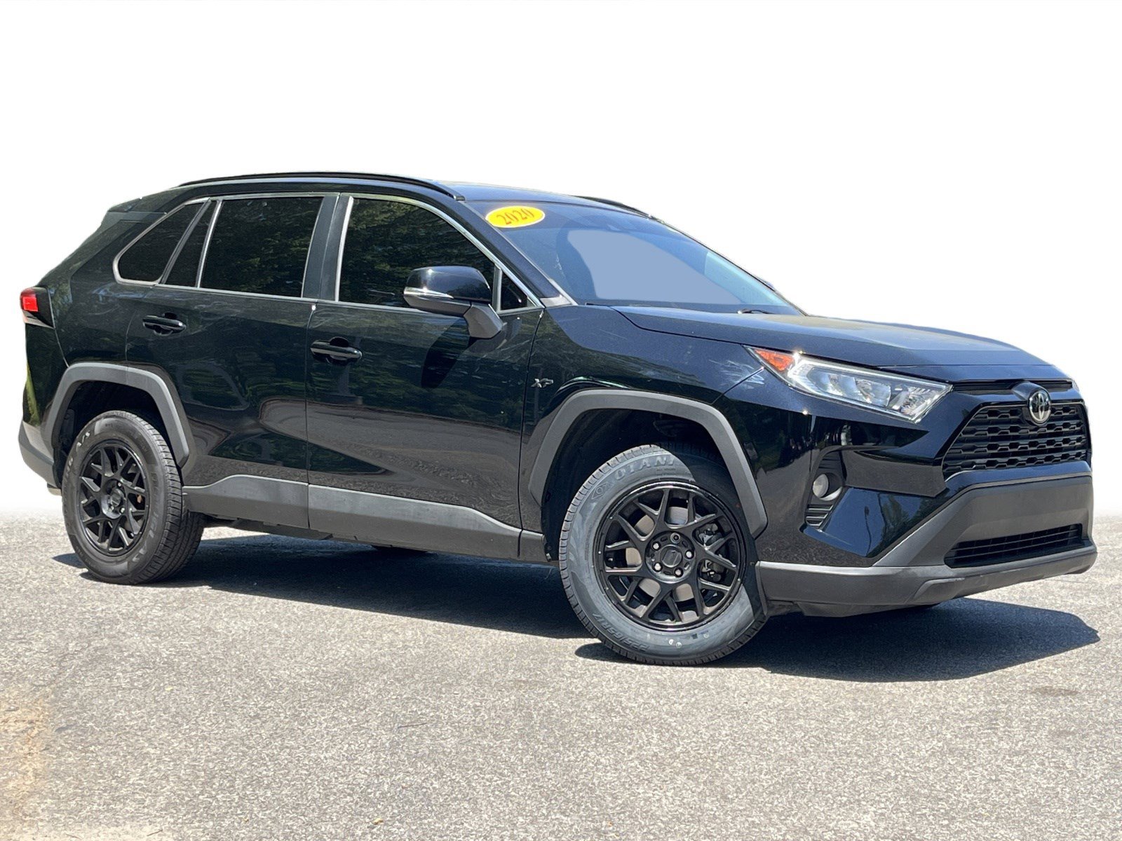 Used 2020 Toyota RAV4 XLE FWD video 2