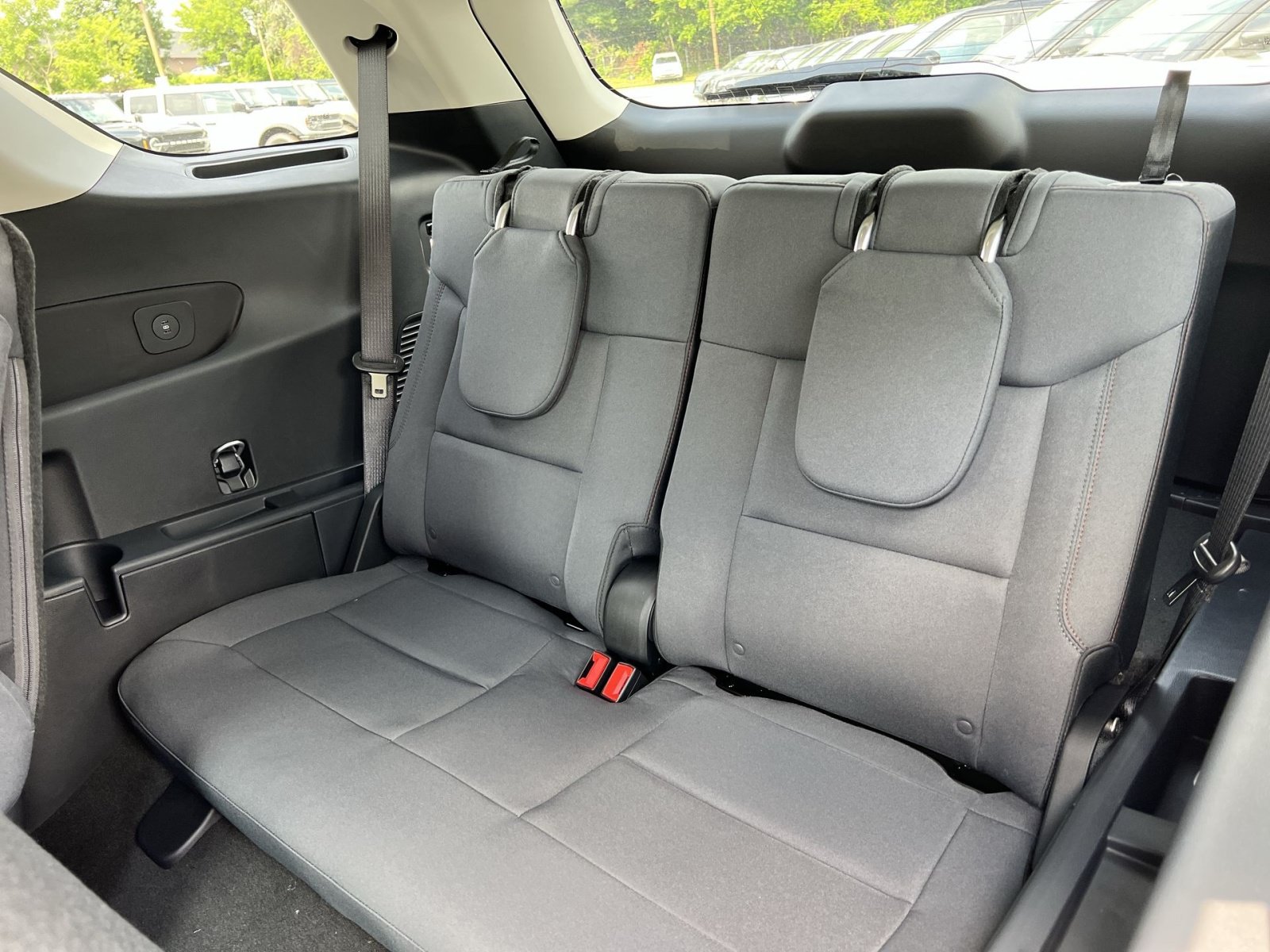 New 2026 Ford Explorer Active AWD/4WD image 25