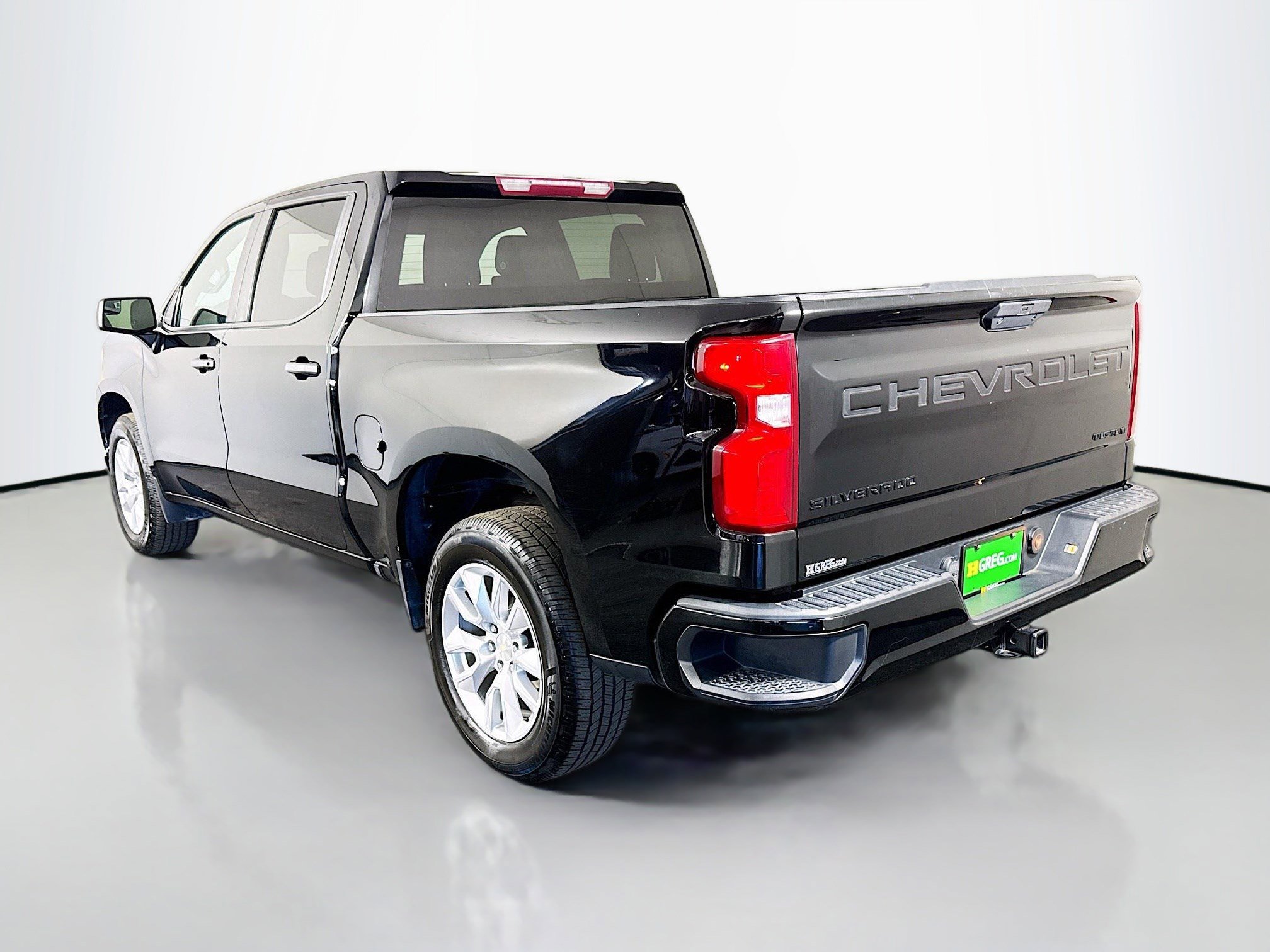 Used 2022 Chevrolet Silverado 1500 Custom w/ LPO, Dark Essentials Package RWD image 7