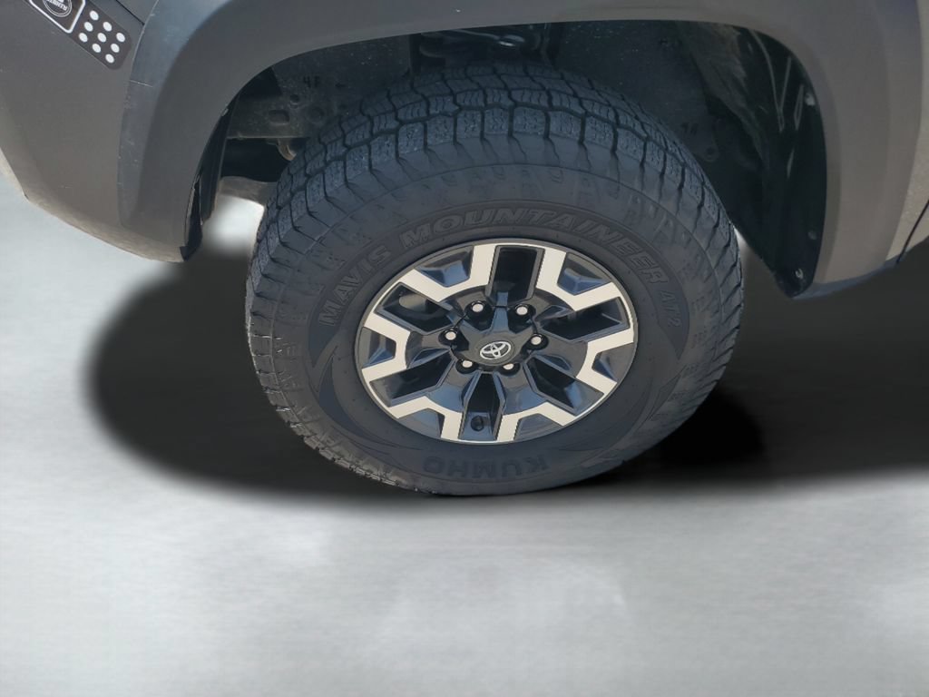 Certified 2023 Toyota Tacoma TRD Off-Road w/ TRD Premium Off Road Package AWD/4WD image 28