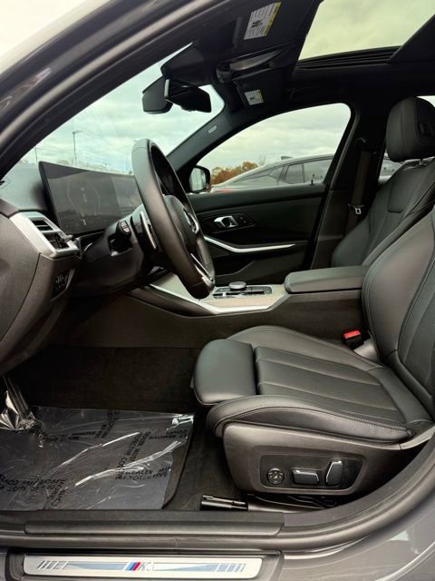 Used 2025 BMW 330i xDrive Sedan w/ M Sport Package image 15