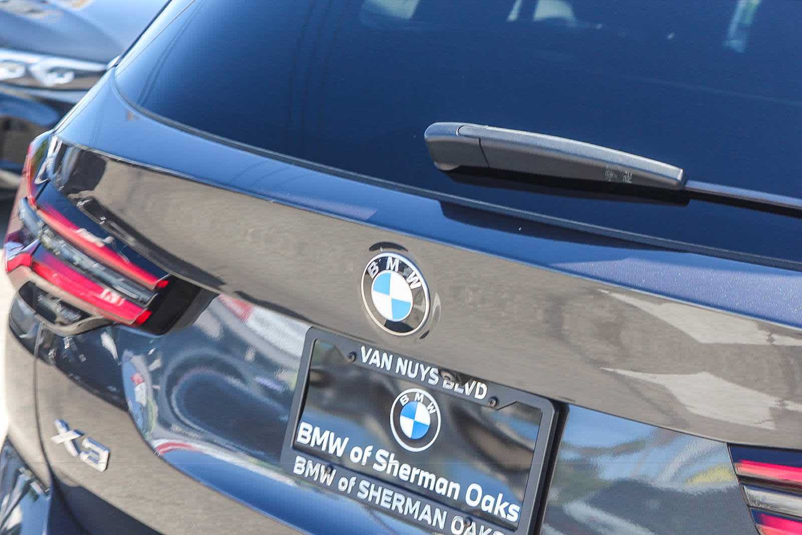 Used 2023 BMW X3 sDrive30i w/ Premium Package RWD image 8