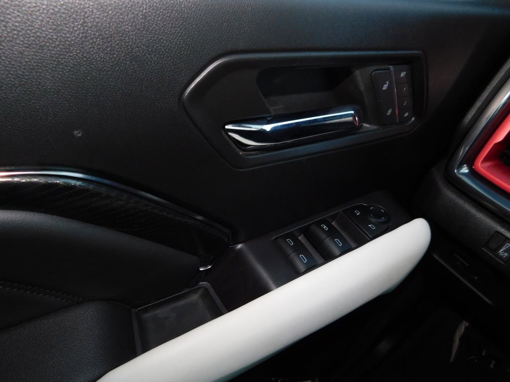 Used 2023 GMC Canyon AT4X image 29