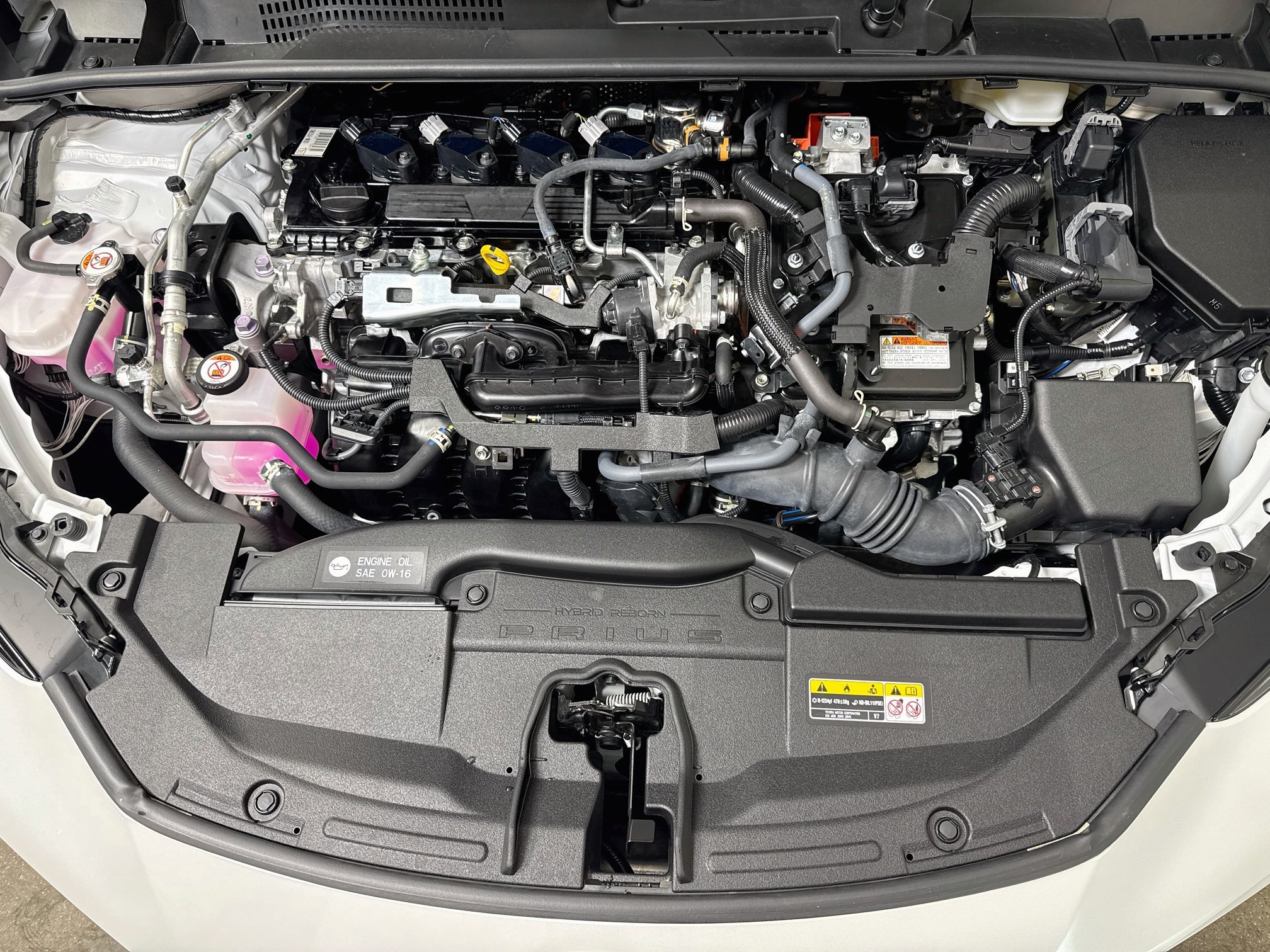Used 2024 Toyota Prius LE FWD image 27