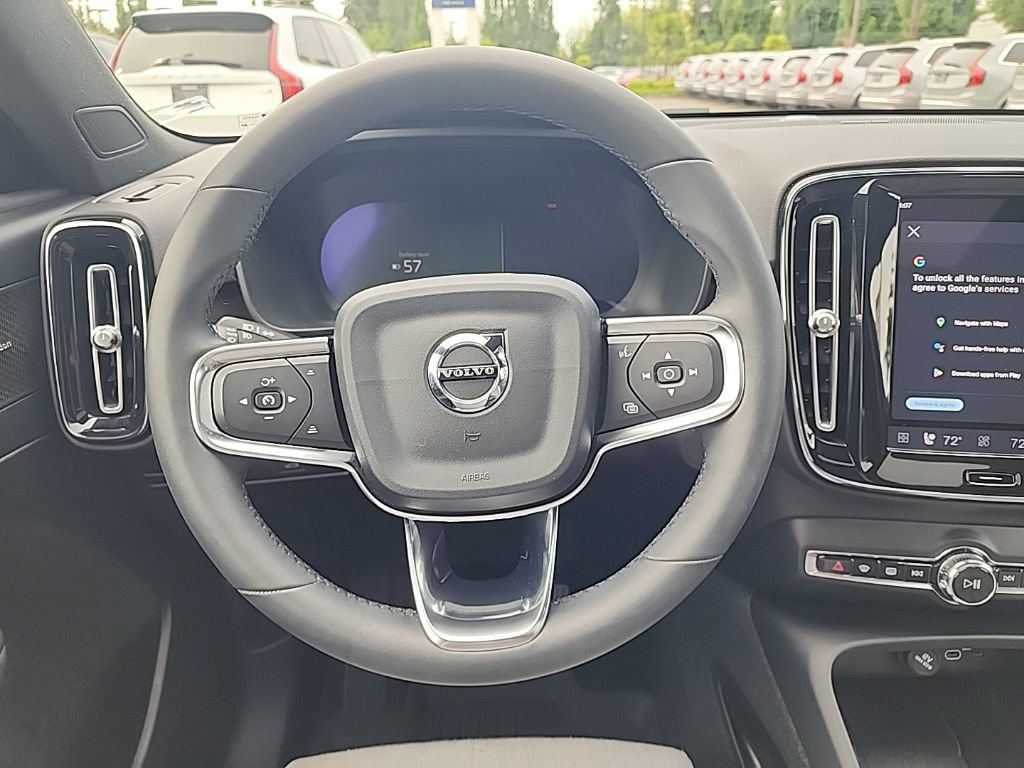 Used 2023 Volvo XC40 Recharge Ultimate w/ Protection Package Premier AWD/4WD image 24