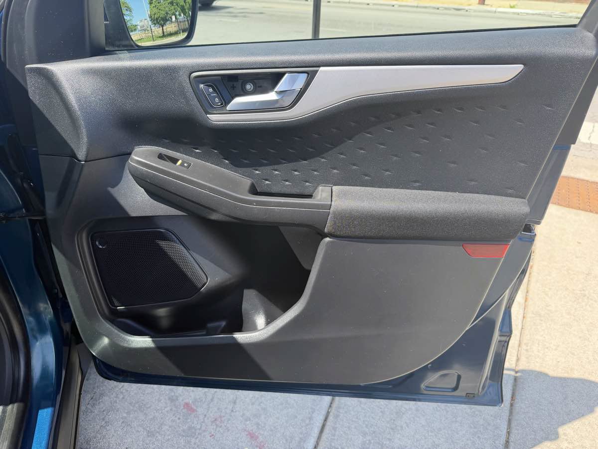 Used 2020 Ford Escape SE FWD image 20