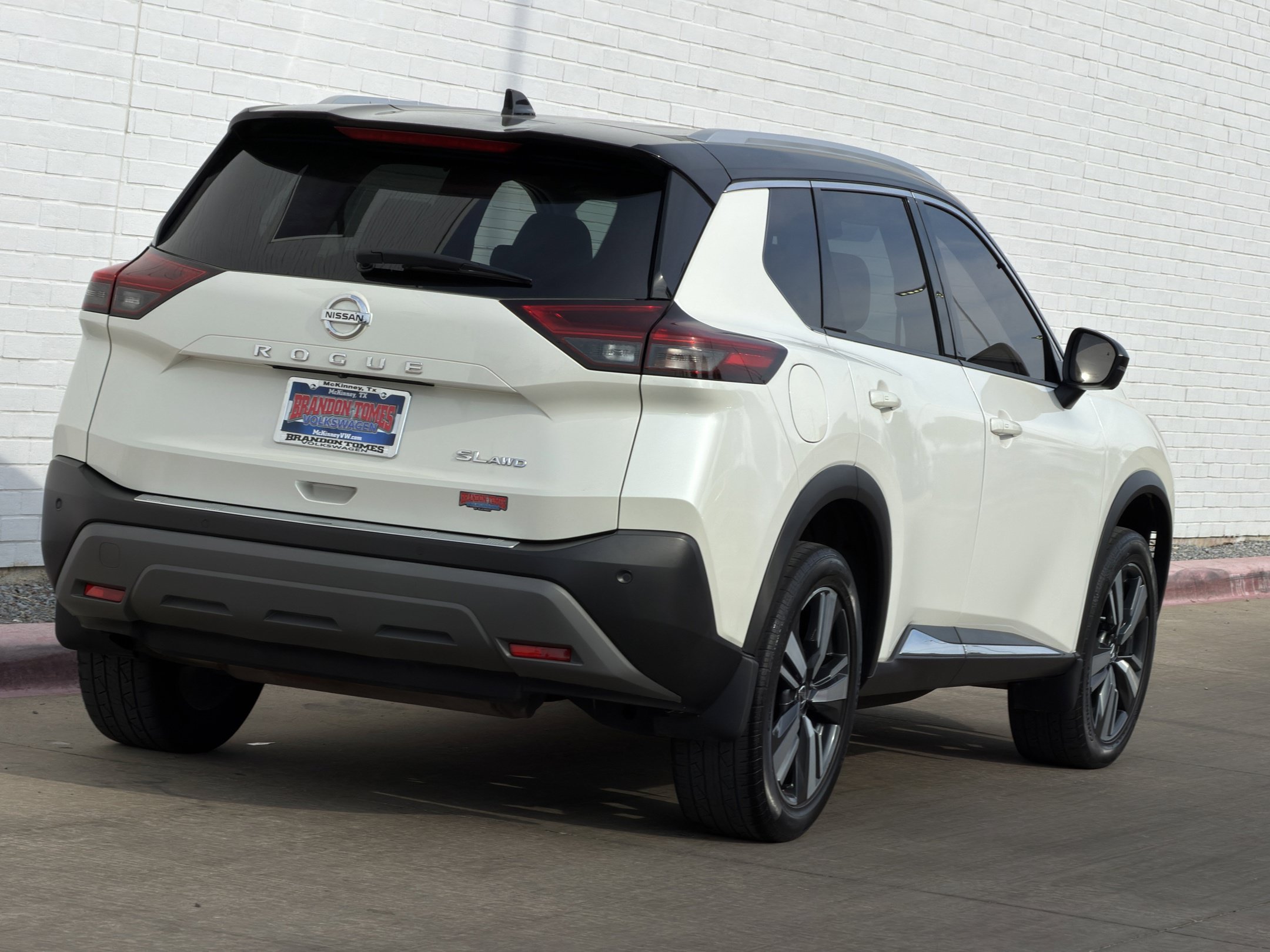 Used 2021 Nissan Rogue SL AWD/4WD image 6