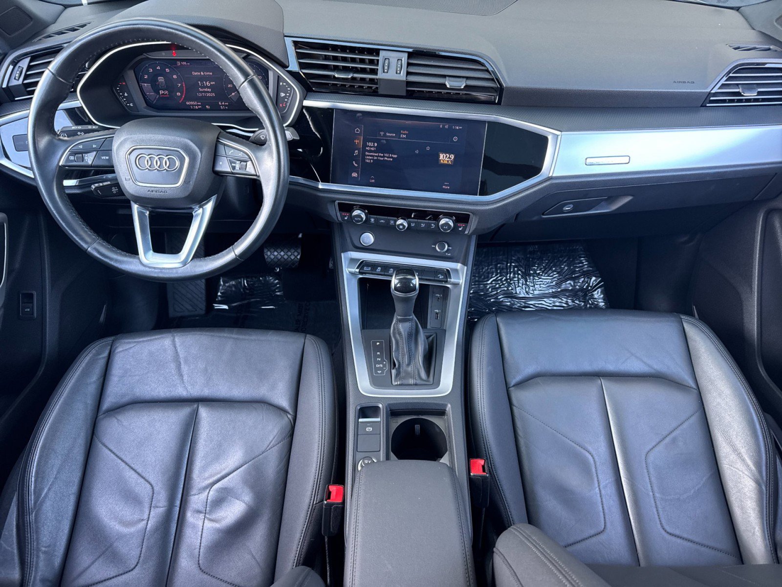 Used 2020 Audi Q3 2.0T Premium image 6