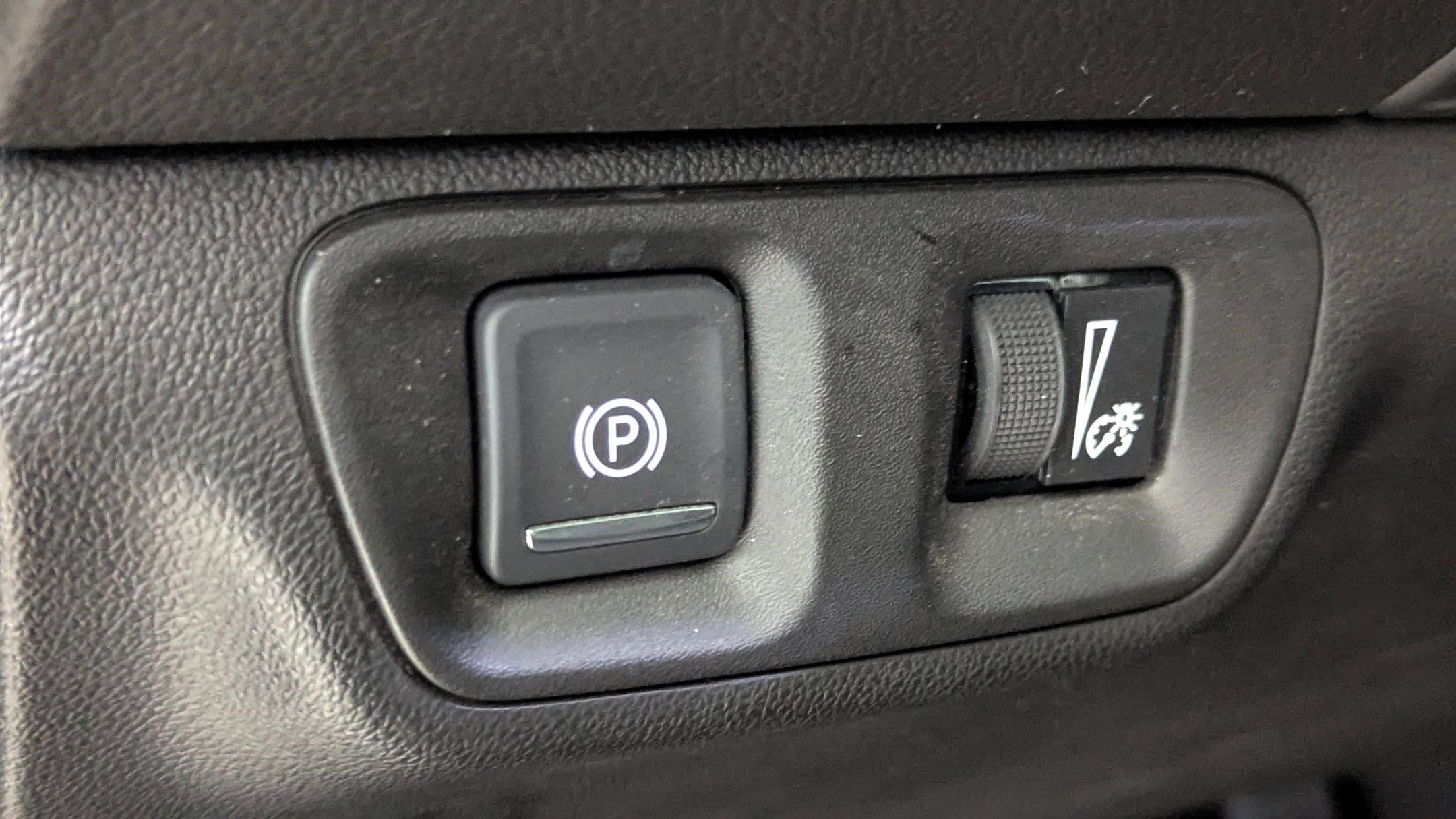 Used 2020 GMC Acadia SLE w/ Driver Convenience Package image 17